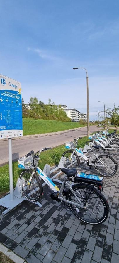 Premium Laki I Pola: Electric Blinds, A/c & Ev Charging